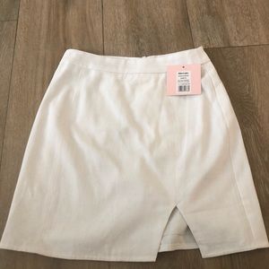 SHOWPO INTERNATIONAL BABE SKIRT